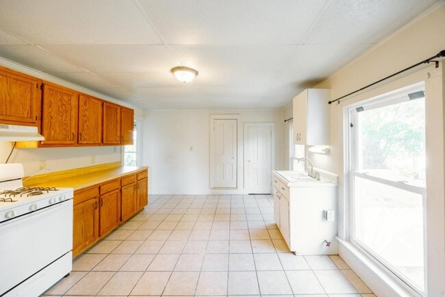 313 Cherry St in Muscatine, IA - Building Photo - Building Photo