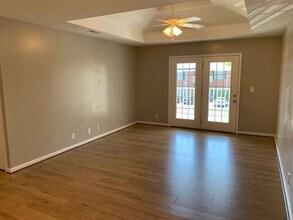 12507 Townepark Way in Louisville, KY - Building Photo - Building Photo