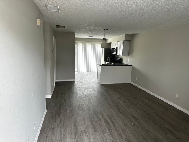property at 1126-1128 SE 6th Ave