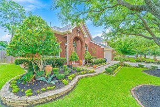 13738 Sherburn Manor Dr in Cypress, TX - Building Photo - Building Photo