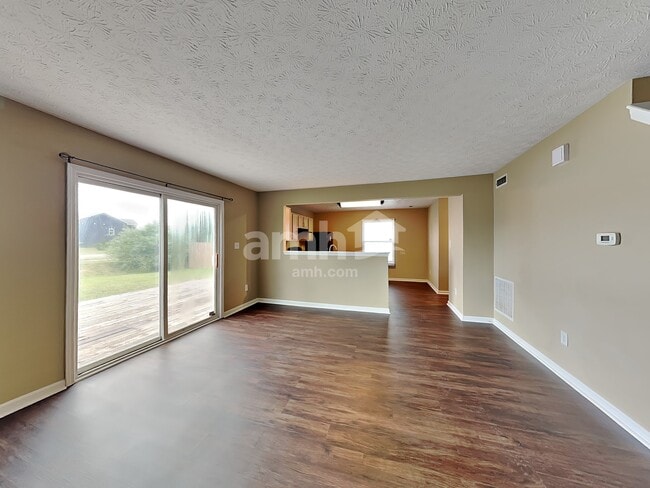 5657 Valhalla Way in Indianapolis, IN - Building Photo - Building Photo