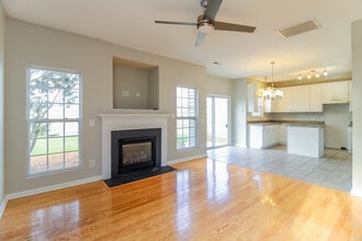 1225 Hampton Park Dr in High Point, NC - Building Photo - Building Photo