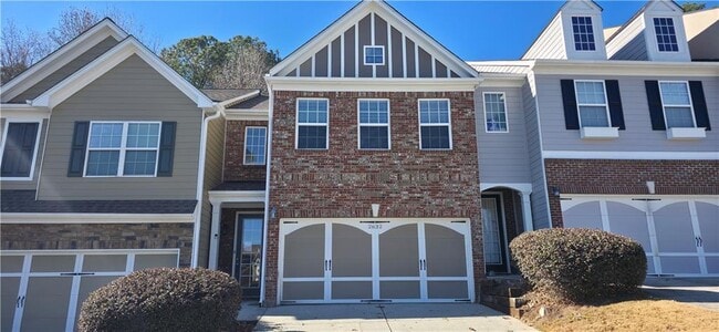 property at 2632 Pierce Brennen Ct NE