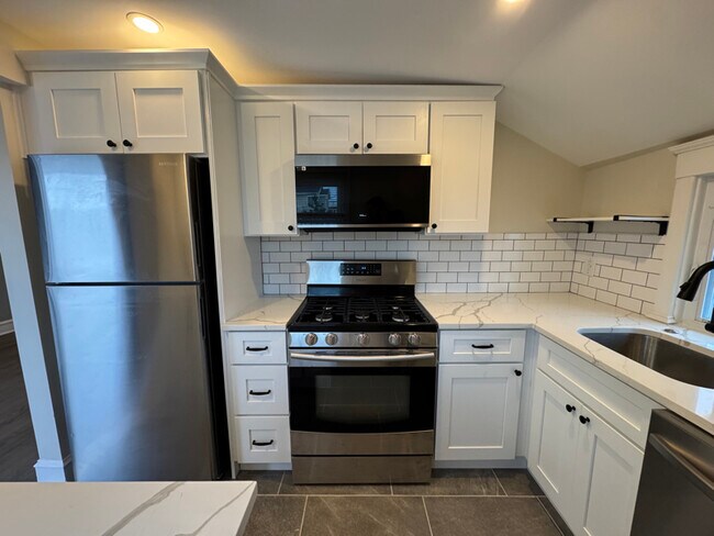 321 Wesley Ave