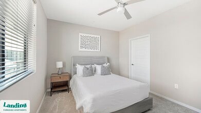 402 W Lincoln St, Unit 368 in Phoenix, AZ - Building Photo - Building Photo