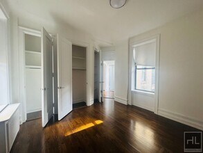 WEST 72 STREET in New York, NY - Building Photo - Building Photo