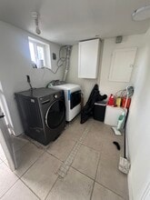 12405 80th Ave S, Unit Basement in Seattle, WA - Foto de edificio - Building Photo