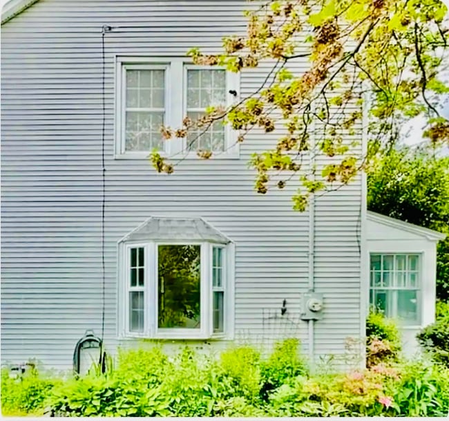 property at 252 Oronoque Rd