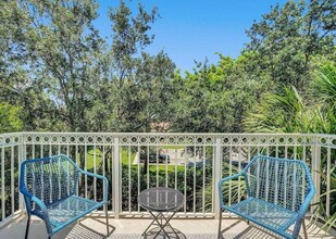 9857 Baywinds Blvd in West Palm Beach, FL - Building Photo - Building Photo