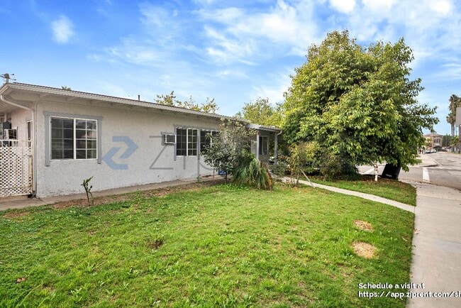 17402 Horst Ave in Artesia, CA - Building Photo - Building Photo