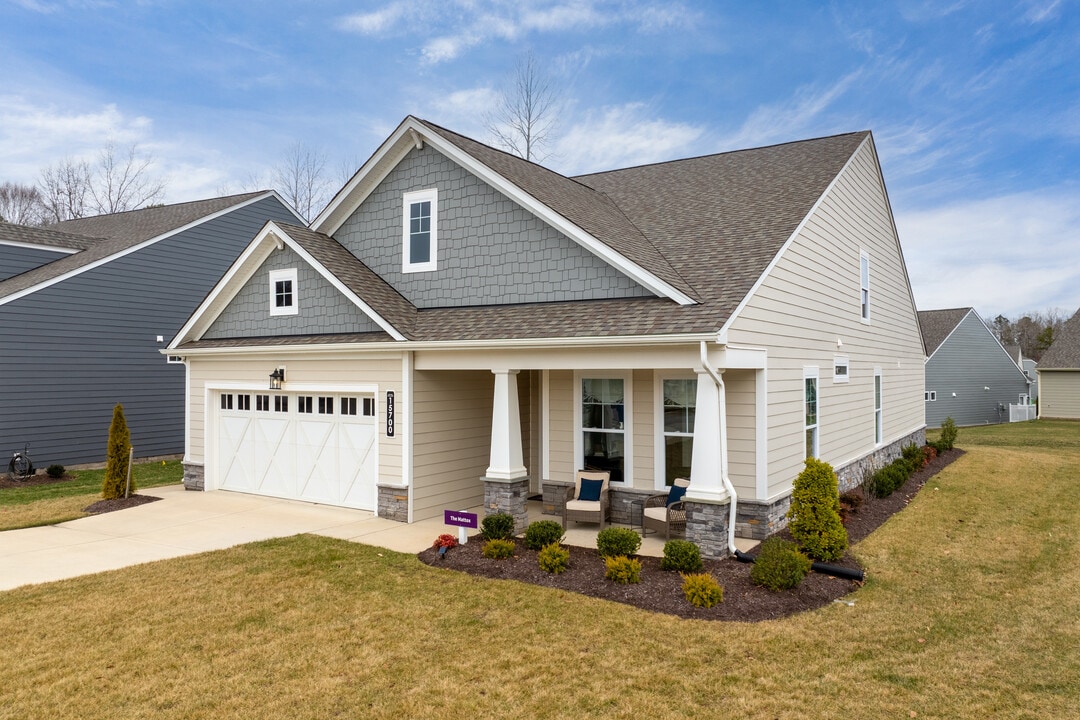 Woolridge Landing in Moseley, VA - Building Photo