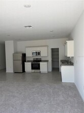4576 Noble St in Kissimmee, FL - Building Photo - Building Photo
