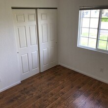 1970 Spruce Cir in Anderson, CA - Building Photo - Building Photo