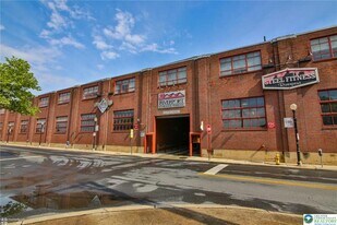 11 W 2nd St in Allentown, PA - Building Photo