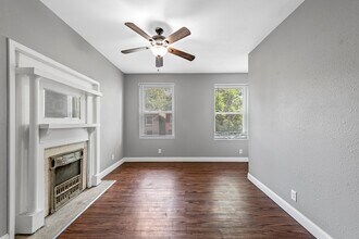 4922 Wise Ave in St. Louis, MO - Building Photo - Building Photo