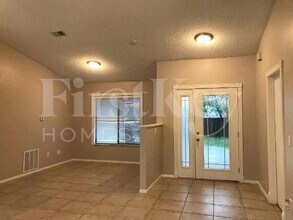 7840 Anbury Ct in Orlando, FL - Foto de edificio - Building Photo