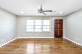 1517 Gaylor Cir SE in Smyrna, GA - Building Photo - Building Photo