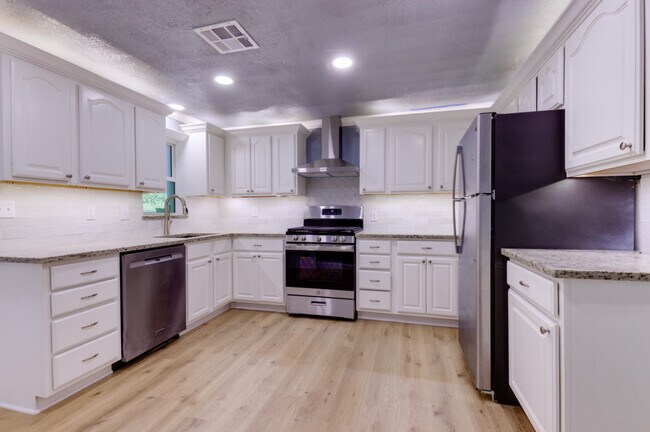 5117 Triplett Rd in Guthrie, OK - Building Photo - Building Photo