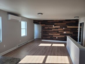 2006 Washington Ave in Northampton, PA - Foto de edificio - Building Photo