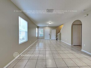 8525 Quarter Horse Dr in Riverview, FL - Building Photo - Building Photo