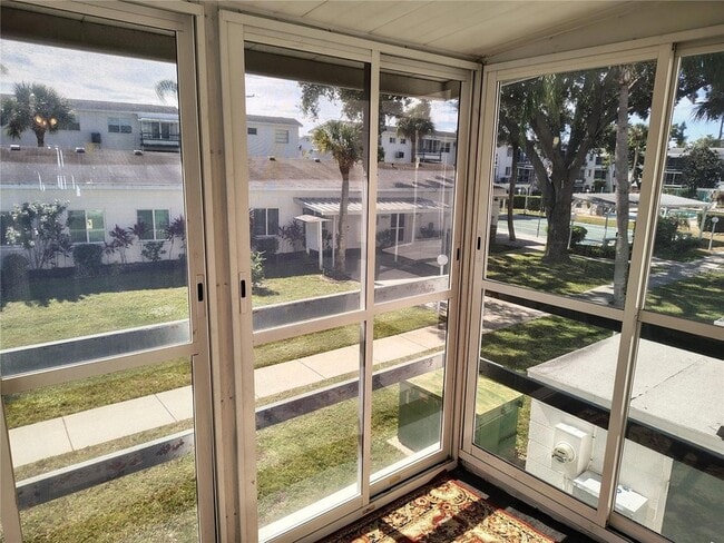 1818 Restful Dr, Unit M23 in Bradenton, FL - Building Photo - Building Photo