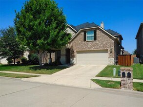 632 Cypress Hill Dr in Little Elm, TX - Building Photo - Building Photo