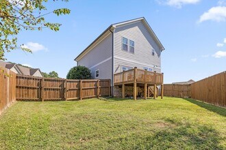 718 Windrush Loop in Chattanooga, TN - Building Photo - Building Photo