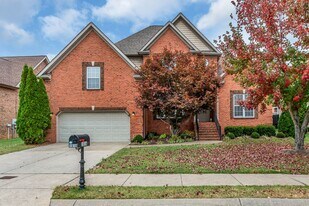 1016 Red Pepper Ridge in Spring Hill, TN - Building Photo