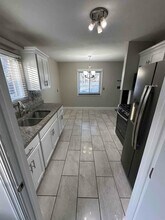 26111 Amherst St in Dearborn Heights, MI - Building Photo - Building Photo