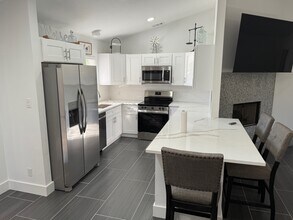 1740 16th St NE in Naples, FL - Building Photo - Building Photo