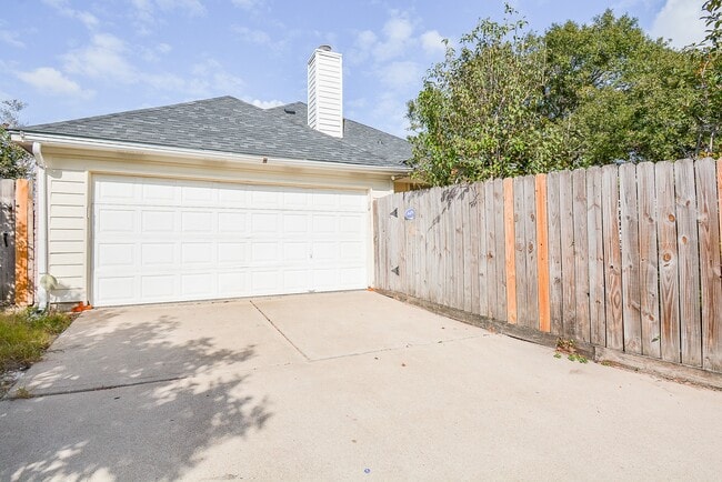 6422 Alisa Ln in Houston, TX - Building Photo - Building Photo