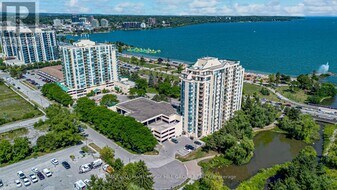 75 Ellen St in Barrie, ON - Building Photo