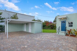 422 Oxford St in West Palm Beach, FL - Building Photo - Building Photo