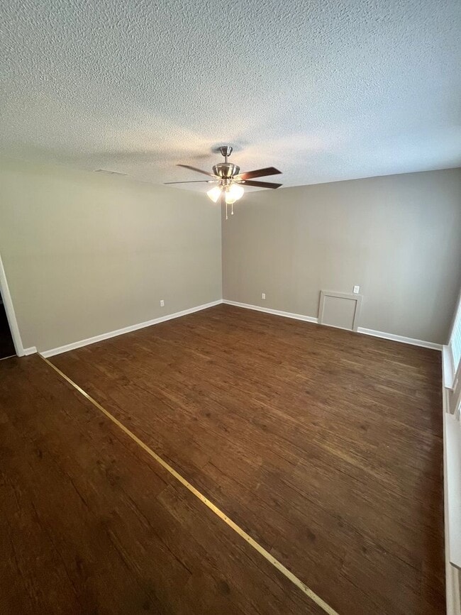 198 Wendwood Dr in Statesboro, GA - Building Photo - Building Photo