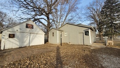 902 T St in Neligh, NE - Building Photo - Building Photo