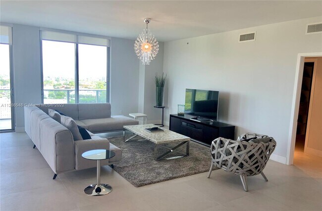 17301 Biscayne Blvd-Unit -1602 in North Miami Beach, FL - Foto de edificio - Building Photo