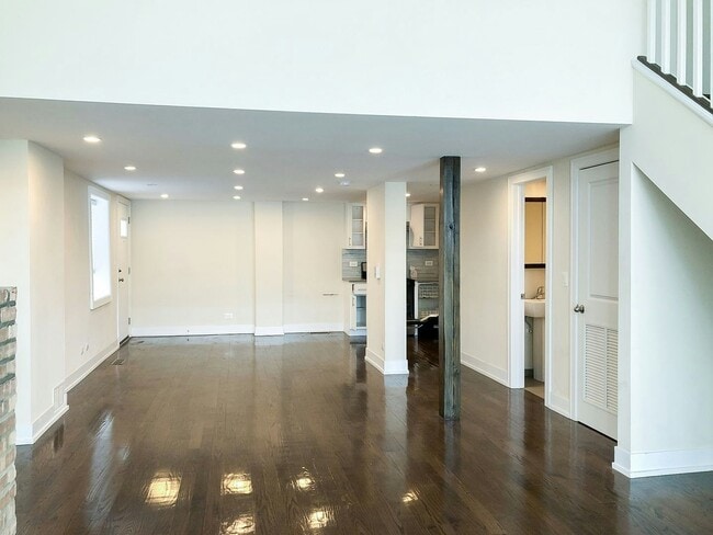 1210.1 W Wrightwood Ave in Chicago, IL - Building Photo - Building Photo