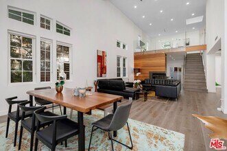 14632 Valley Vista Blvd in Los Angeles, CA - Building Photo - Building Photo