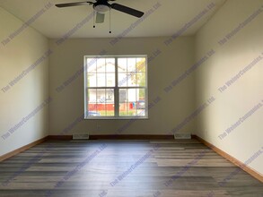407 E Church St in Champaign, IL - Building Photo - Building Photo