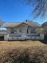 244 N Vine Ave in Wichita, KS - Building Photo