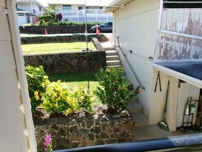 99-868-868 Halawa Dr in Aiea, HI - Building Photo - Building Photo