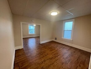 330 S 4th St in Newport, PA - Building Photo - Building Photo