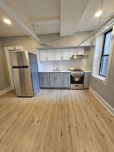 The Twin Oaks in East Orange, NJ - Building Photo - Interior Photo