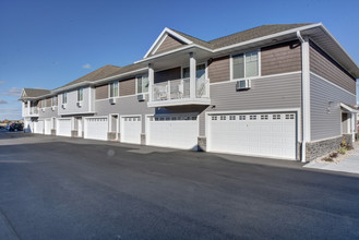 Windgate Terrace in Appleton, WI - Foto de edificio - Building Photo