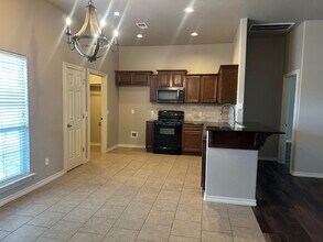 17724 Spacious Sky Ct in Edmond, OK - Building Photo - Building Photo