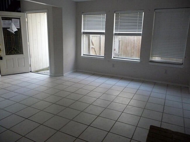 16622 Capewood Dr in Humble, TX - Building Photo - Building Photo