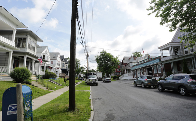 299 Quail St in Albany, NY - Building Photo - Building Photo