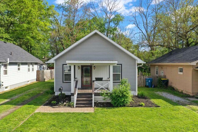 property at 1523 E 49th St