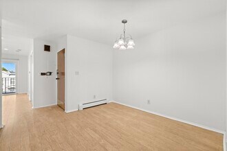 95A FERRY St in Jersey City, NJ - Building Photo - Building Photo