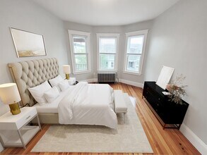108 Callender St, Unit #2 in Boston, MA - Building Photo - Building Photo